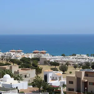 Bright & Airy Sea View Apartamento
